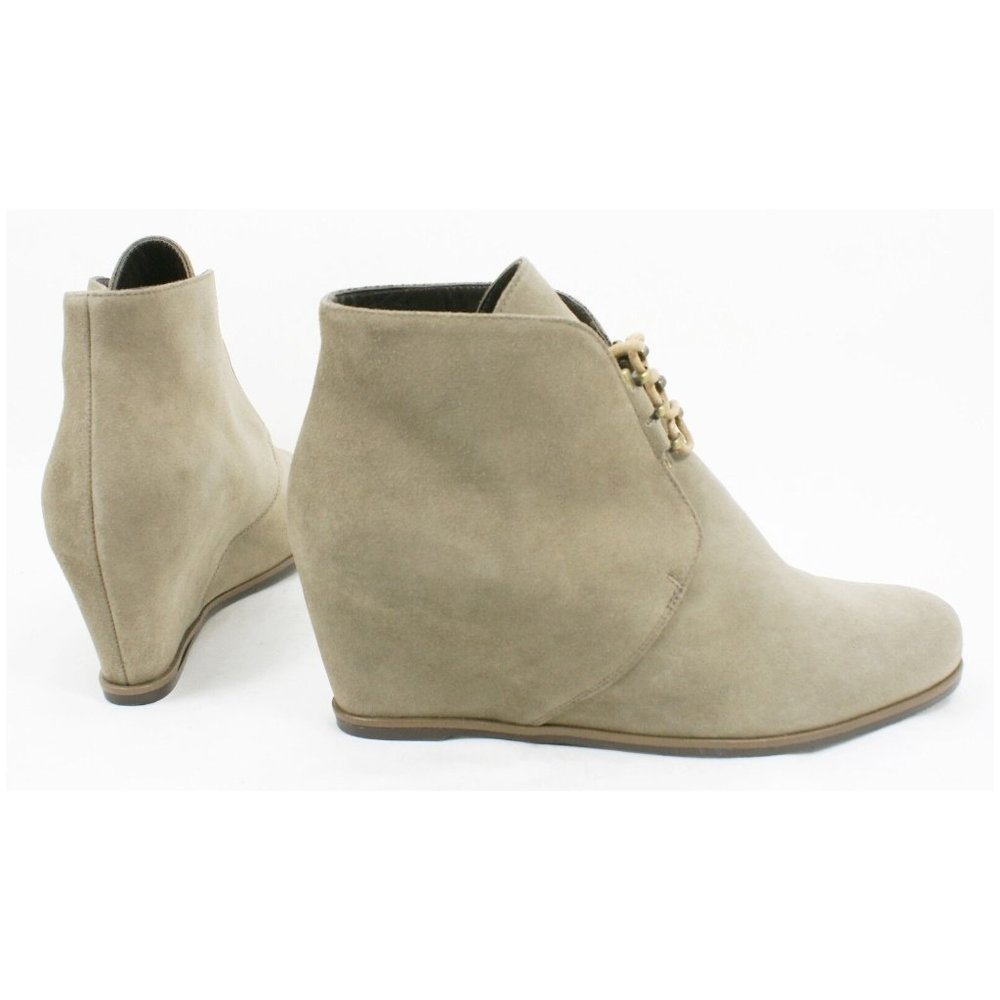 $540 STUART WEITZMAN Comfort Hidden Wedge Suede Bootie Modern Tan Brown 9 (Z1)
